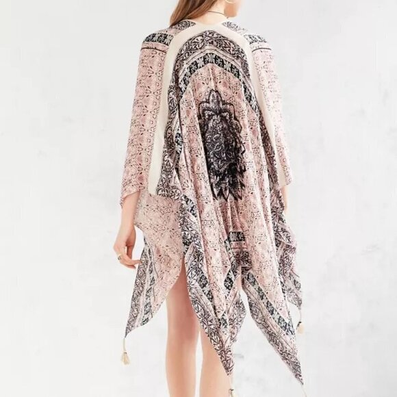 Ecote Medallion Embellished Poncho OS - Picture 2 of 12